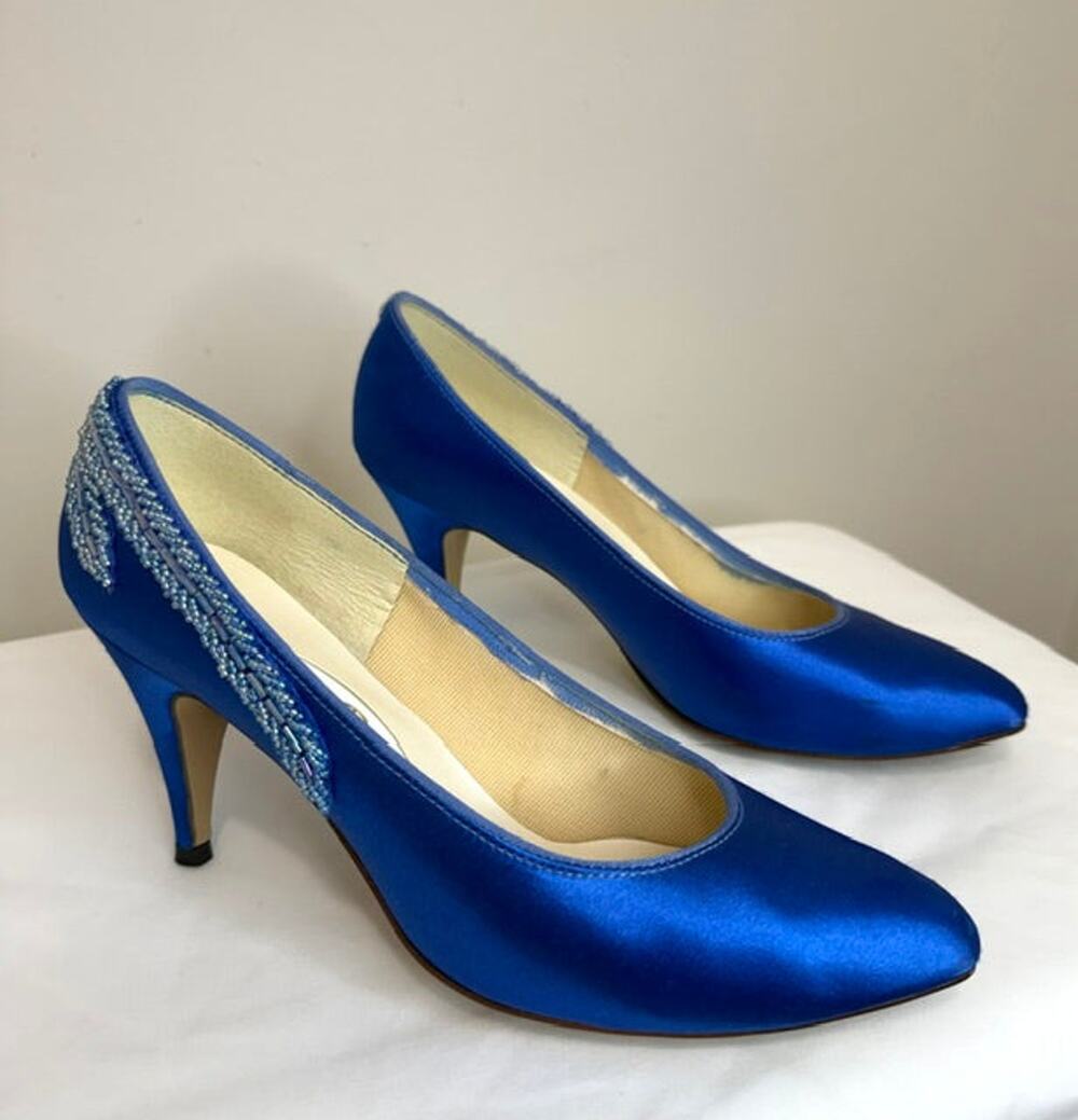 Vintage Nouveau 90s Royal Blue Satin Beaded Pumps Sz 7